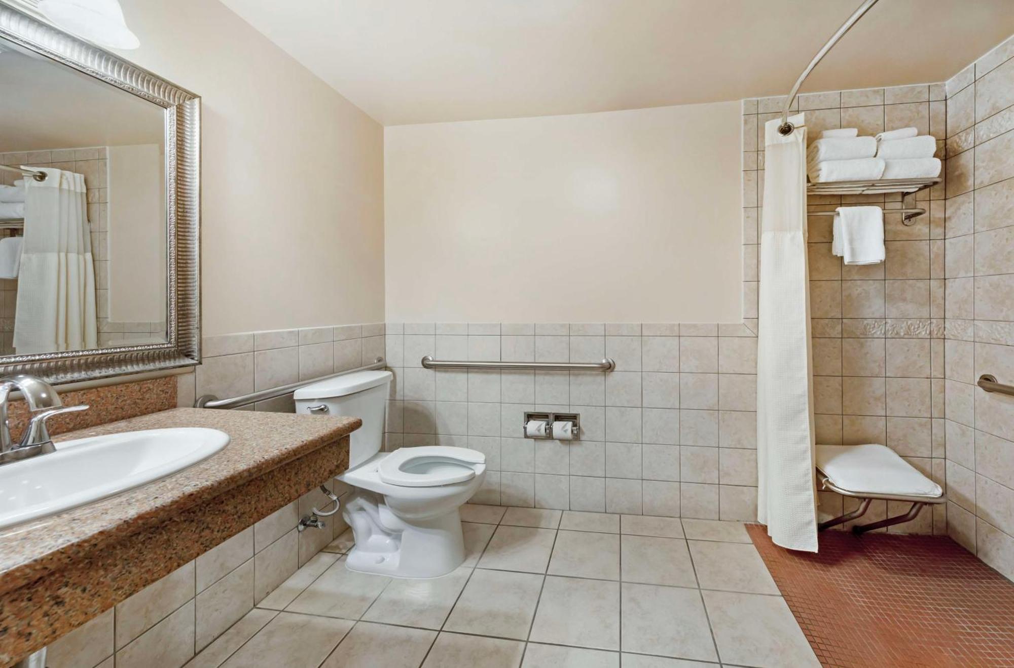 Best Western Plus Country Park Hotel Tehachapi Exteriör bild