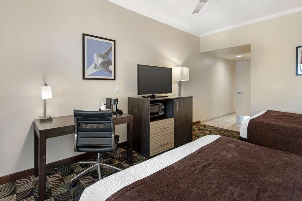 Best Western Plus Country Park Hotel Tehachapi Rum bild